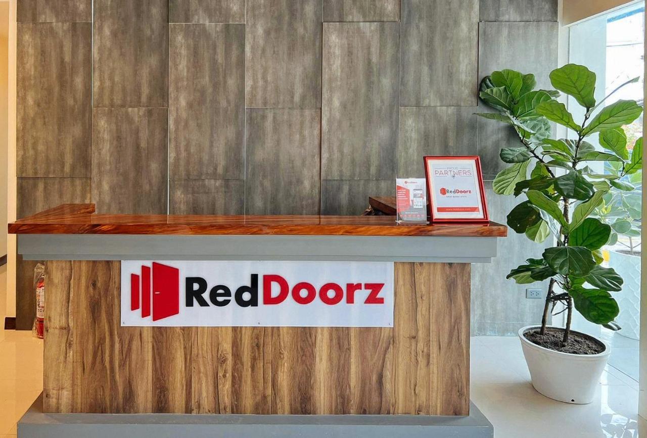 Reddoorz Plus @ Toshiko Boutique Hotel Koronadal City Kültér fotó